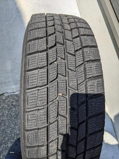 値下げしました。2シーズン使用195×65×15スタッドレス(ホイール付き 