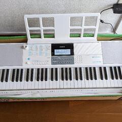大人の楽らくキーボード　CASIO LK-516