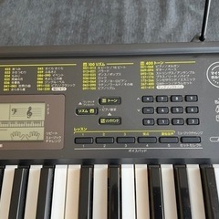 CASIO LK-116 カシオ　キーボード　光ナビゲーション　電子ピアノ − 東京都