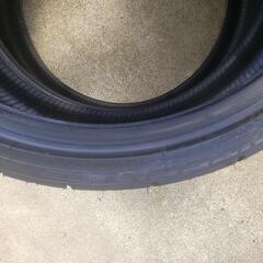 引取限定225/35R20ほぼ新品