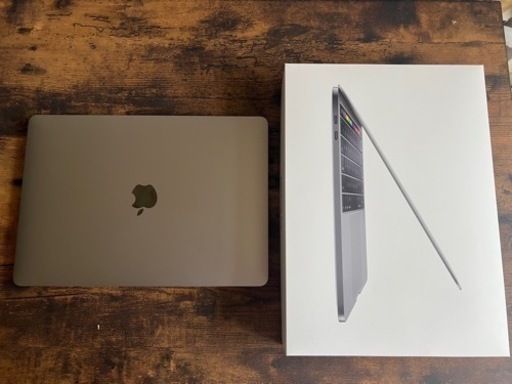 Mac Book Pro 2018 クアッドコア ((i7/16GB-512GB)