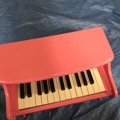 【取引中】ピンクのおもちゃのピアノ
