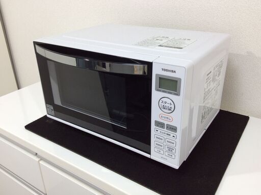 (5/28受渡済)JT4446【TOSHIBA/東芝 電子レンジ】極美品 2020年製 ER-SS17A 家電 キッチン 庫内フラット 縦開き