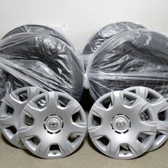 新車ハイエースから取外した純正タイヤとホイールです