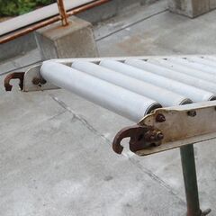 マルヤス アルミ コンベアローラー 長さ240cm 幅39cm 片側フック MARUYASU 角度調節用土台付き 倉庫 工場 札幌市 清田区 平岡