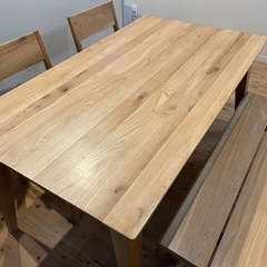 美品4-5人用ダイニングテーブル