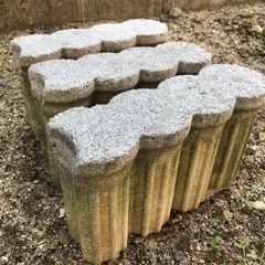 花壇用コンクリートブロック　３つセット