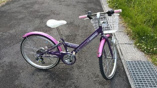 子供用自転車　プラス　　￥1000でヘルメット付（使ってないものです）