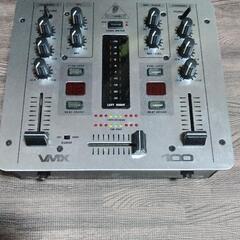 DJ ミキサー　BEHRINGER VMX-100