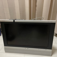 液晶テレビ　シャープアクオス26インチ　2005年製