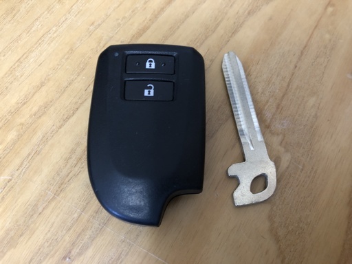 合鍵出張トヨタ211系ハイエース/レジアスエース2ボタン スマート
