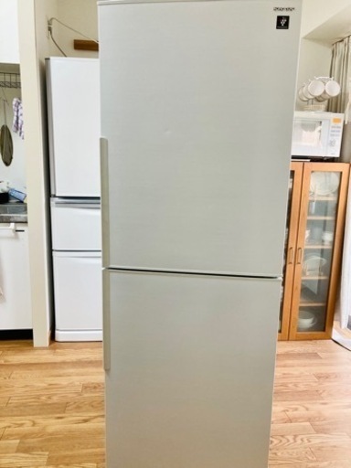 冷蔵庫　シャープ　280L  約3年使用　2019年製