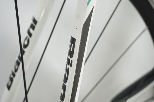 BIANCHI 「ビアンキ」 INTENSO R8000組 2015年モデル ロードバイク