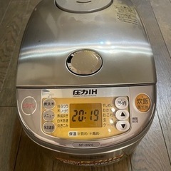 炊飯器　5.5合炊き　NP-HW10