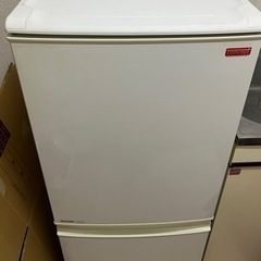 冷蔵庫　1人用　SJ-C143-W シャープ製