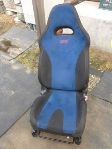 スバルSTI　GDB　純正　運転席シート