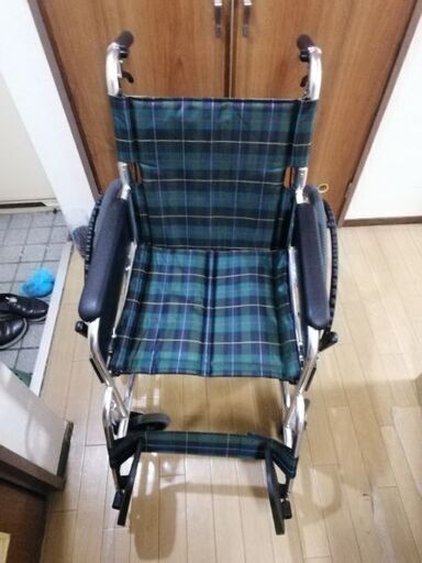 車椅子（今年購入、使ってないので新しいです） - その他