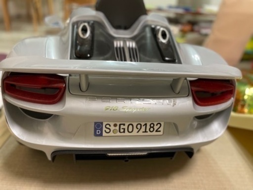 優れた品質 6V アヴィーゴ Avigo ポルシェ918 おもちゃ 電動乗用カー ミニカー