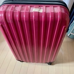 キャリーバッグ　キャリーケース　スーツケース　ピンク