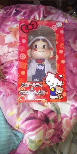 ハローキティ✖️ペコちゃん人形