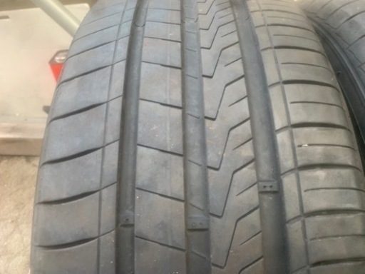 215/65R16 令和3年製造　3ｹ月使用バリ山 215/65R16 令和3年製造 3ｹ月使用バリ山