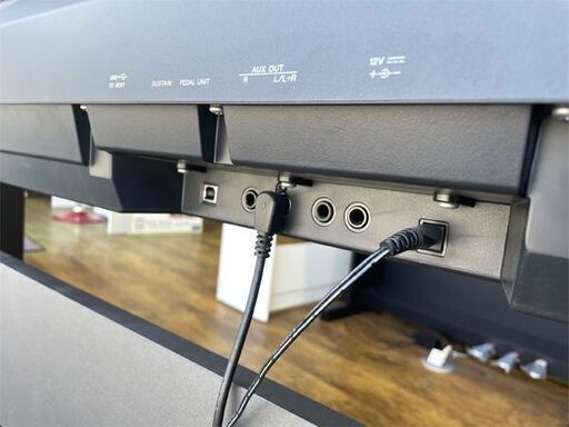 スタイリッシュ！！ヤマハ中古電子ピアノP115　　２０１７年製