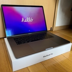 MacBook Pro 2018 15インチ　Touch Bar搭載