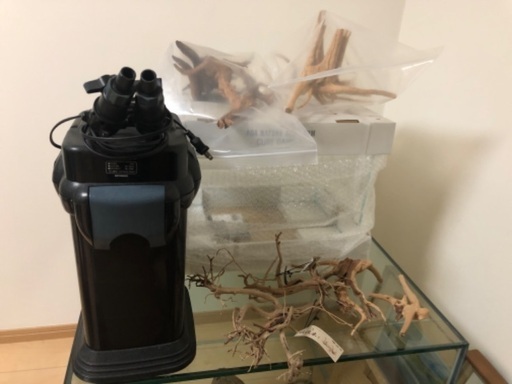 ADAキューブガーデン　水槽　流木　などまとめて