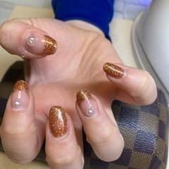 お手元を華やかに…💅　ジェルネイル☆彡 - 地元のお店