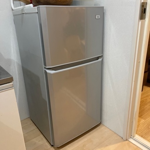 ハイアール 106L 2ドア冷蔵庫（直冷式）シルバーHaier JR-N106H(S)
