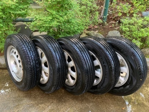 クリアランス バリヤマ！ ヨコハマタイヤ GEOLANDAR SUV 4本 ➕スペア  