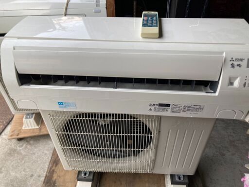☆中古￥25,800！【会員価格￥22,000】MITSUBISHI　ルームエアコン　家電　MSZ-GE2218-W型　2018年製　【BE114】