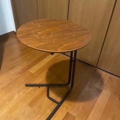 木目サイドテーブル