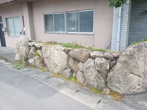 庵治石？いりませんか？