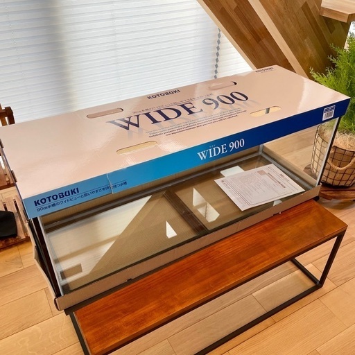 【未使用です】90×30×36の大型水槽