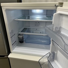 J1177 6ヶ月保証付！ 3ドア冷蔵庫 AQUA アクア AQR-SV24G 238L 2018年製
