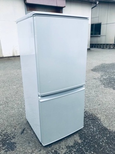 ①ET565番⭐️SHARPノンフロン冷凍冷蔵庫⭐️