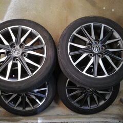 トヨタヴォクシー中古ホイル、タイヤ四本セット！キズ有り