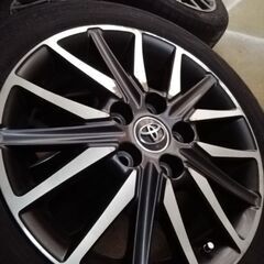 トヨタヴォクシー中古ホイル、タイヤ四本セット！キズ有り