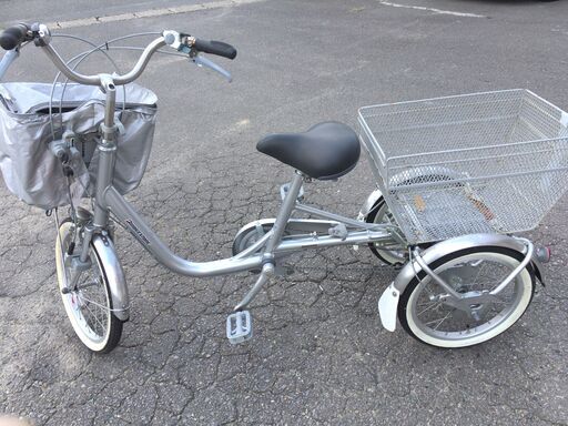 □6852□愛知発引取限定□ブリジストン WAGON 三輪車 アルミニウム