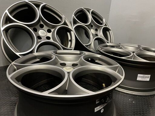 WSP Italy COMPATIBLE SPARE WHEEL MR676 AL60 19インチ 4本