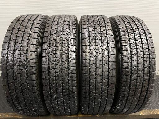 TOYO DELVEX 935 195/80R15 107/105N LT 15インチ スタッドレス 4本 2021年製 バリ溝 ハイエース キャラバン等　(MTK235) クレジットカード QRコード決済可能