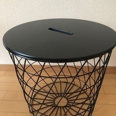 サイドテーブル　ラウンド　IKEA