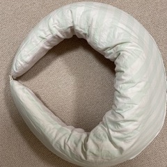 授乳クッション・妊婦用抱き枕