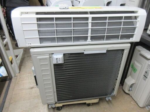K03269　日立　中古エアコン　主に6畳用　冷2.2KW／暖2.2KW