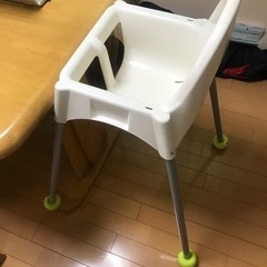 幼児用のダイニングテーブル用椅子　イス　ハイチェア　チャイルド