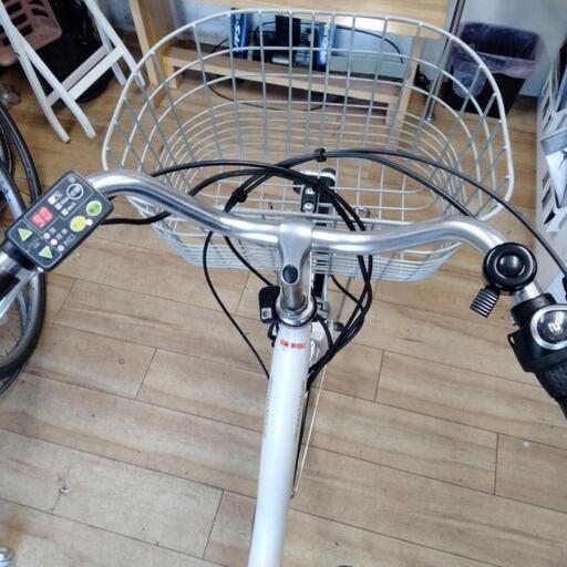 ヤマハPAS 26インチ 内装3段ギヤ 白 整備済 PAS With ヤマハ(YAMAHA) 電動