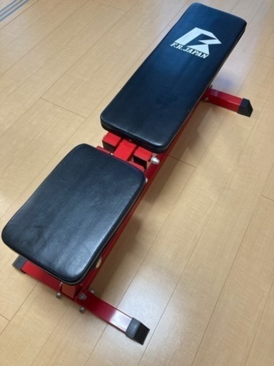 インクラインベンチ　筋トレ　ダンベル　ベンチプレス