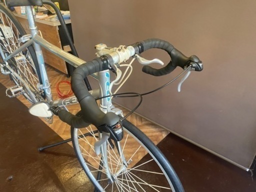 タイヤ新品！【FELT】ZW ロードバイク　700c タイヤ新品！【FELT】ZW ロードバイク 700c