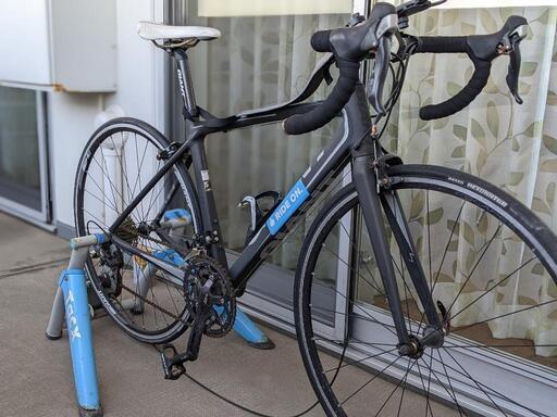 GIANT TCR と ズイフト(ZWIFT)最安セット(TACX SATORI + Bluetooth センサー、ANT+ドングル等)